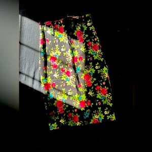 Vintage Style FLORAL PENCIL SKIRT - Women’s XL - Fitted - Stretch